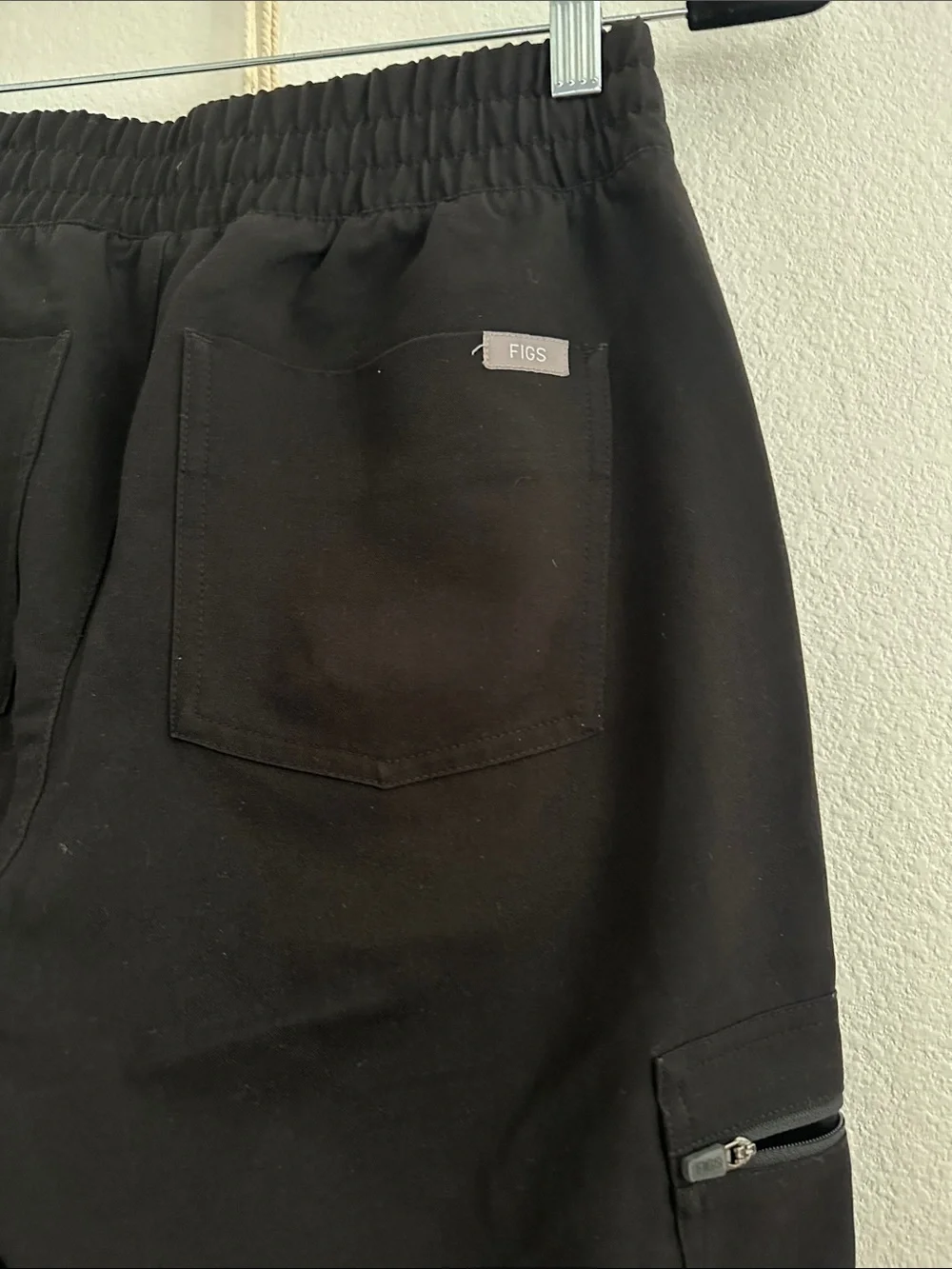 Figs | Pants & Jumpsuits | Figs Black Jogger Scrub Pants | Poshmark
